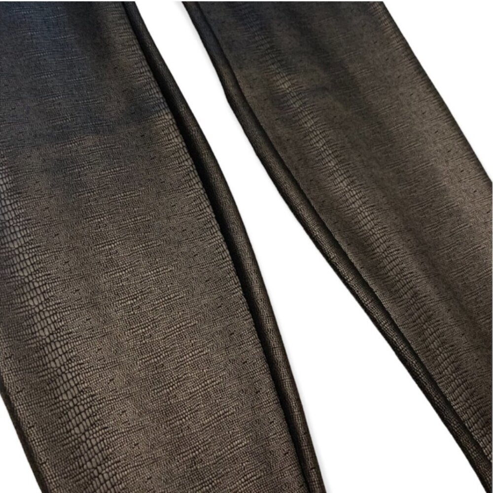 WHITE HOUSE BLACK MARKET Textured Vegan Leather Runway Legging Black Python 4 - Picture 10 of 11